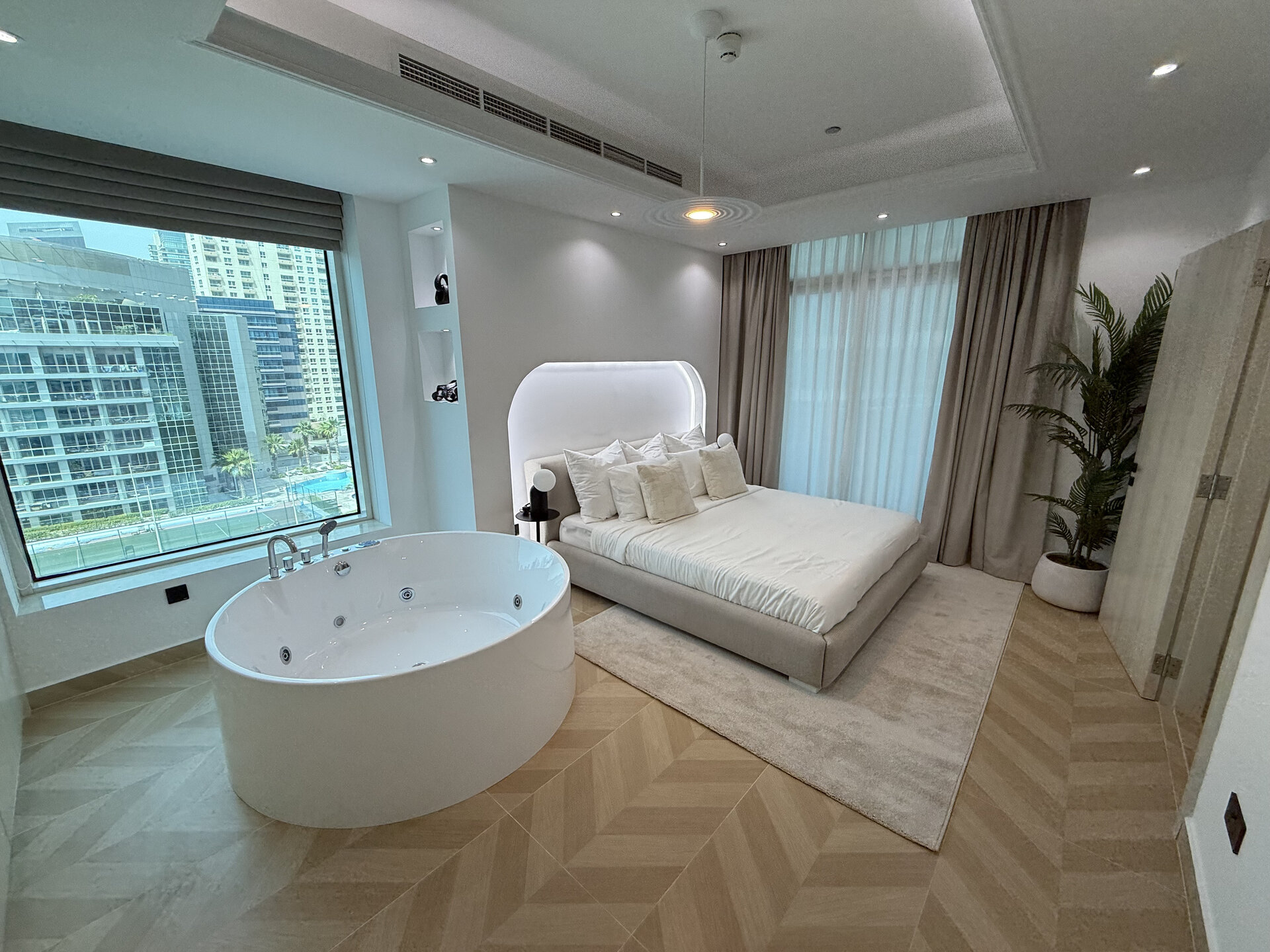 2 Bed in Orra Building, Marina - Image 11