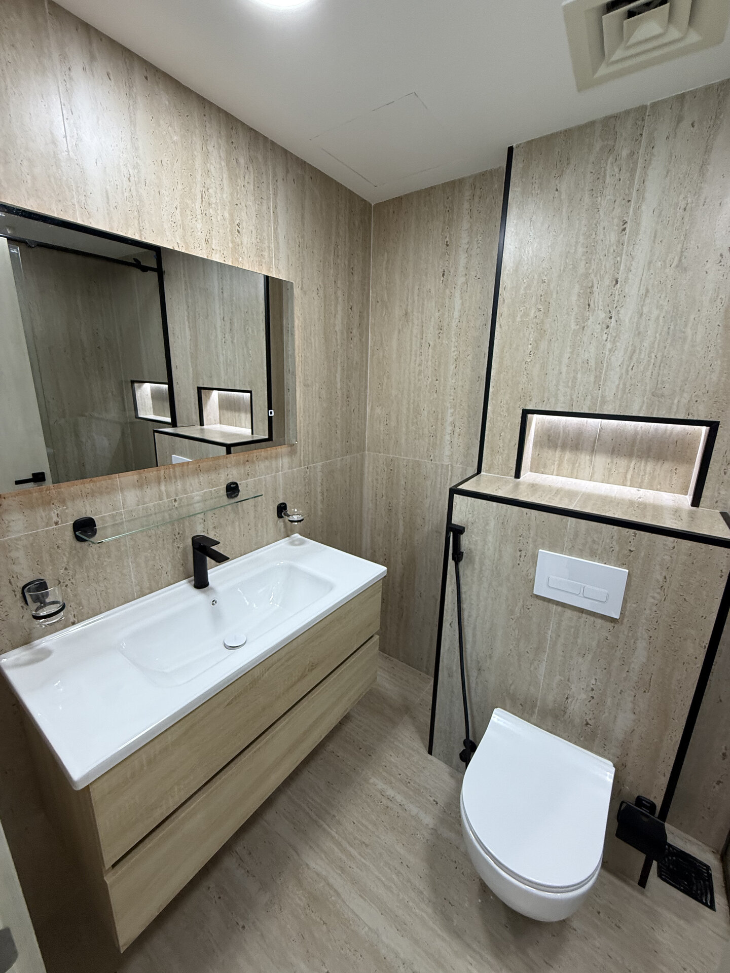 2 Bed in Orra Building, Marina - Image 13