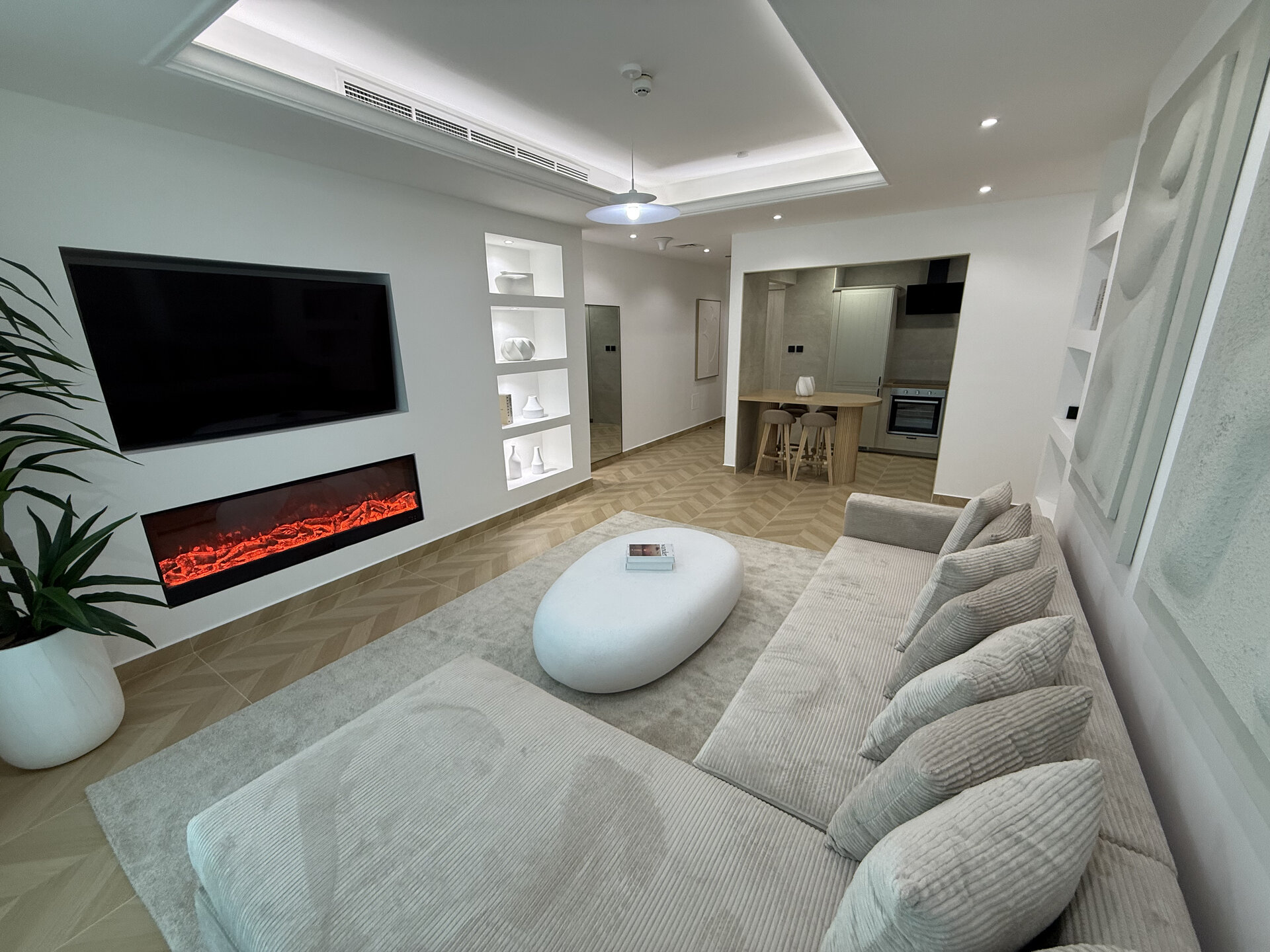 2 Bed in Orra Building, Marina - Image 6