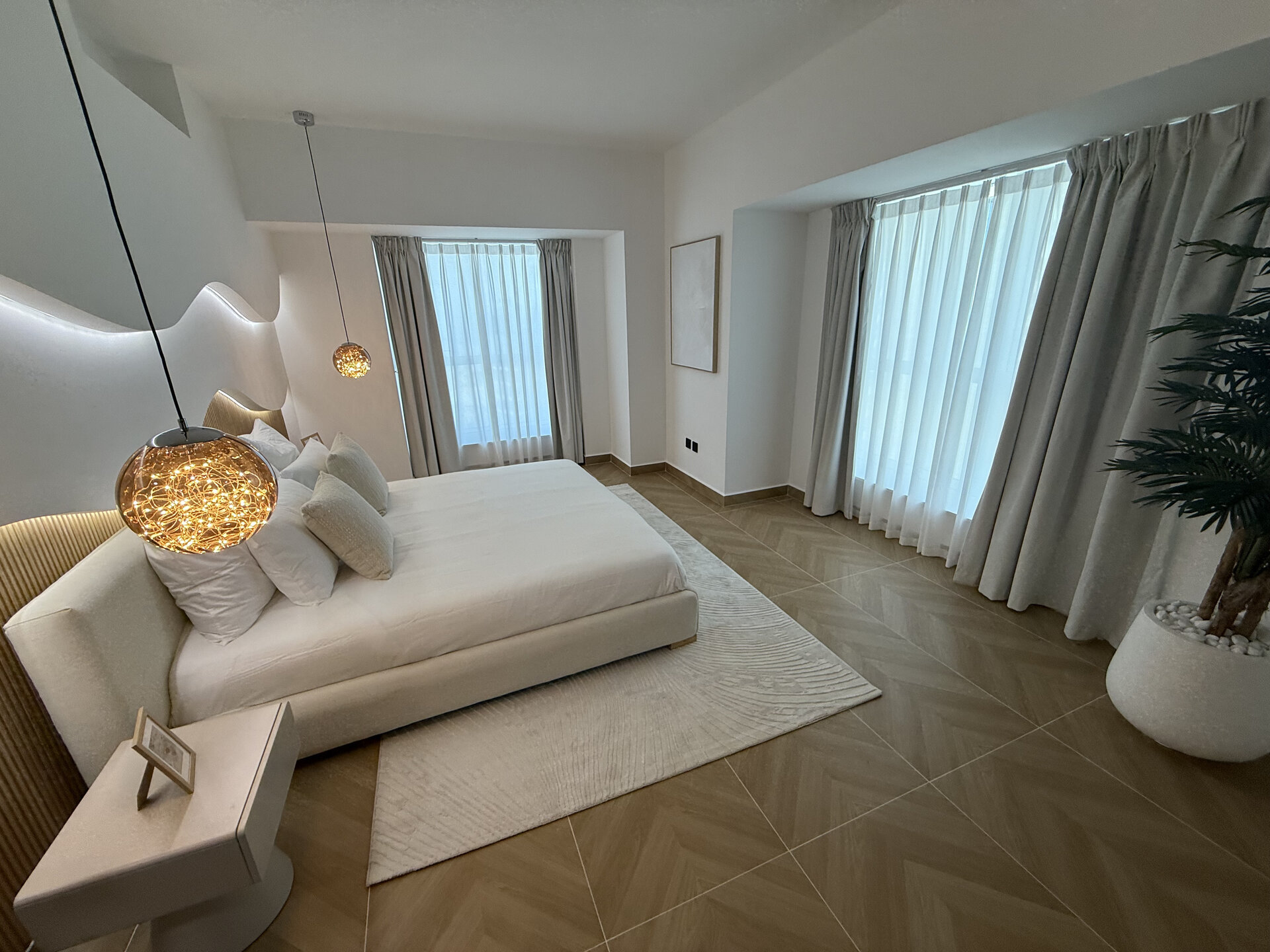 4 Bed in Elite Residence, Marina - Image 18