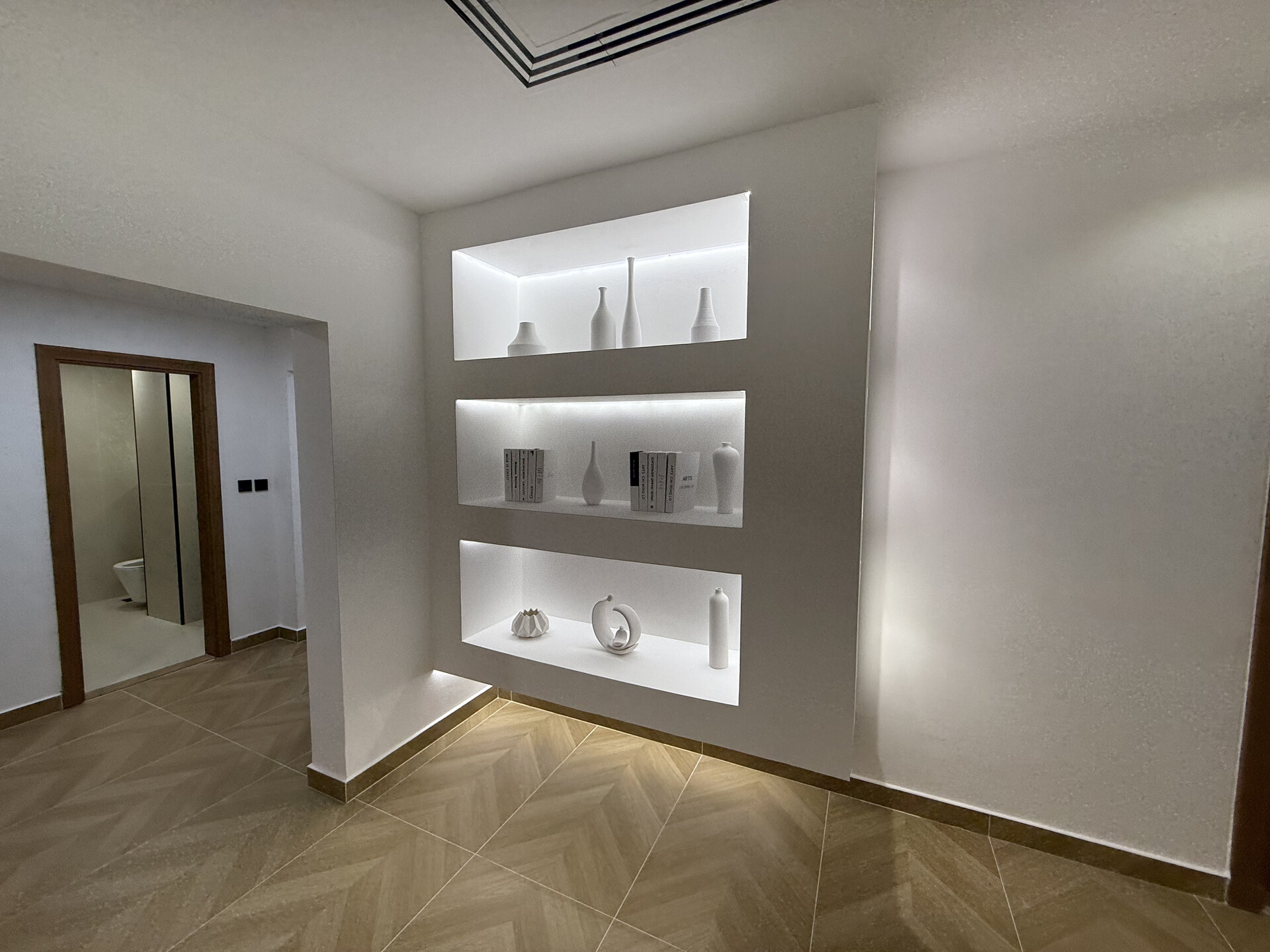 4 Bed in Elite Residence, Marina - Image 4