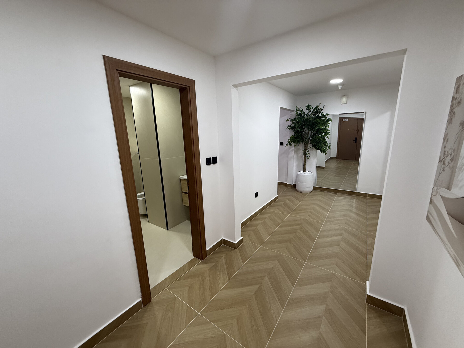 4 Bed in Elite Residence, Marina - Image 9